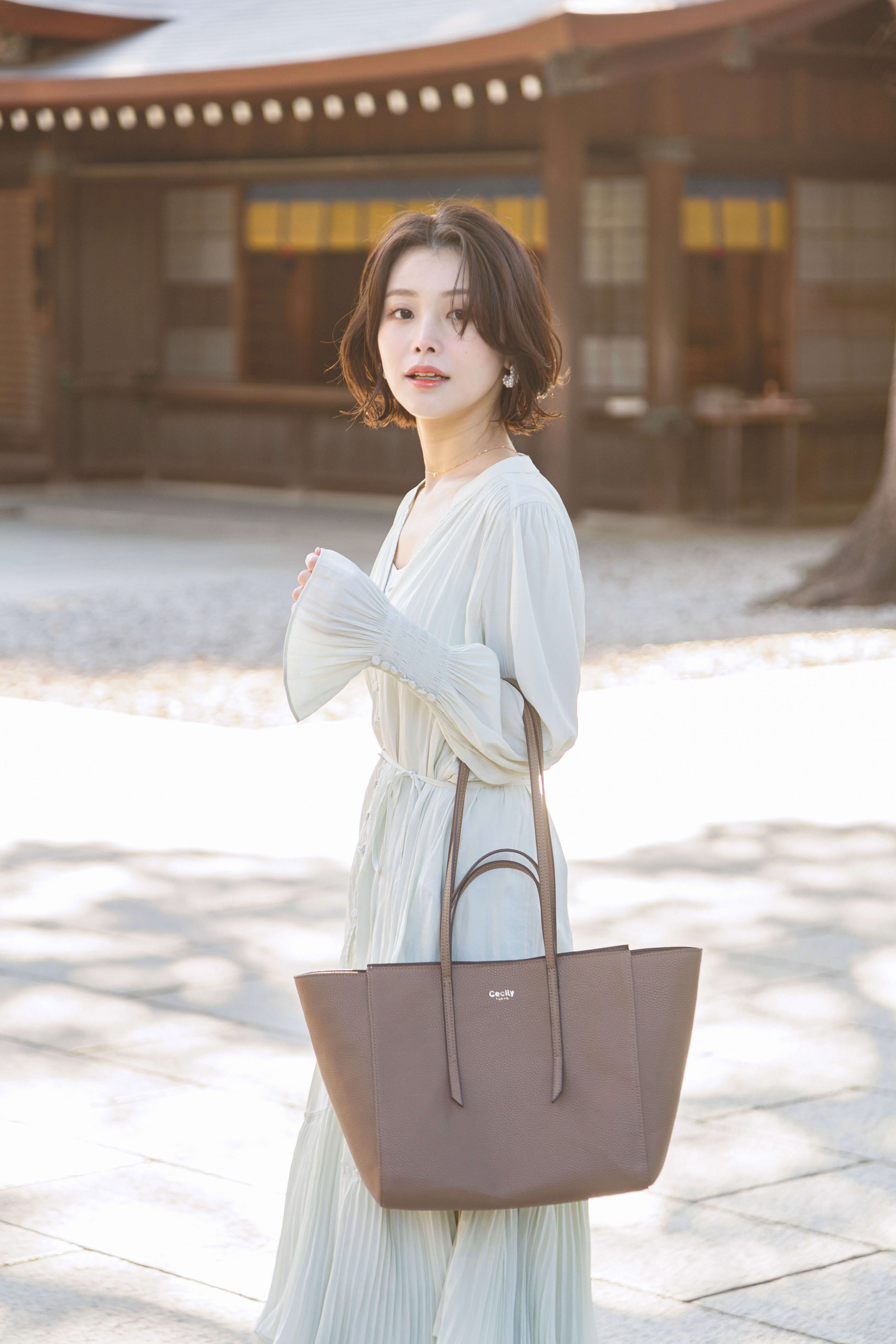 WELLS, ストーン